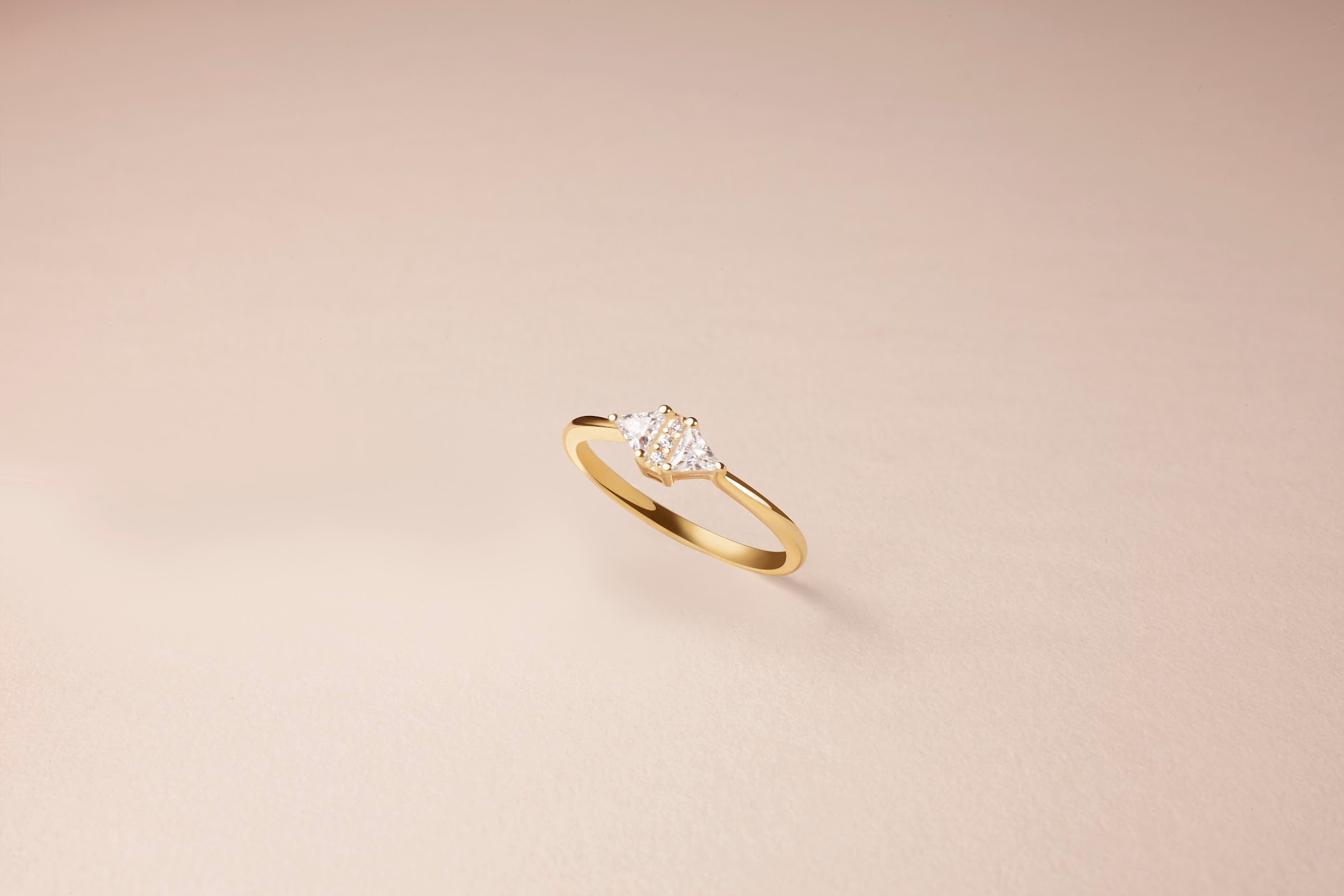Bague Aurore — solitaire diamant